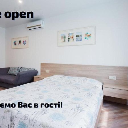 Modern Studio Apartments Kiev Exterior foto